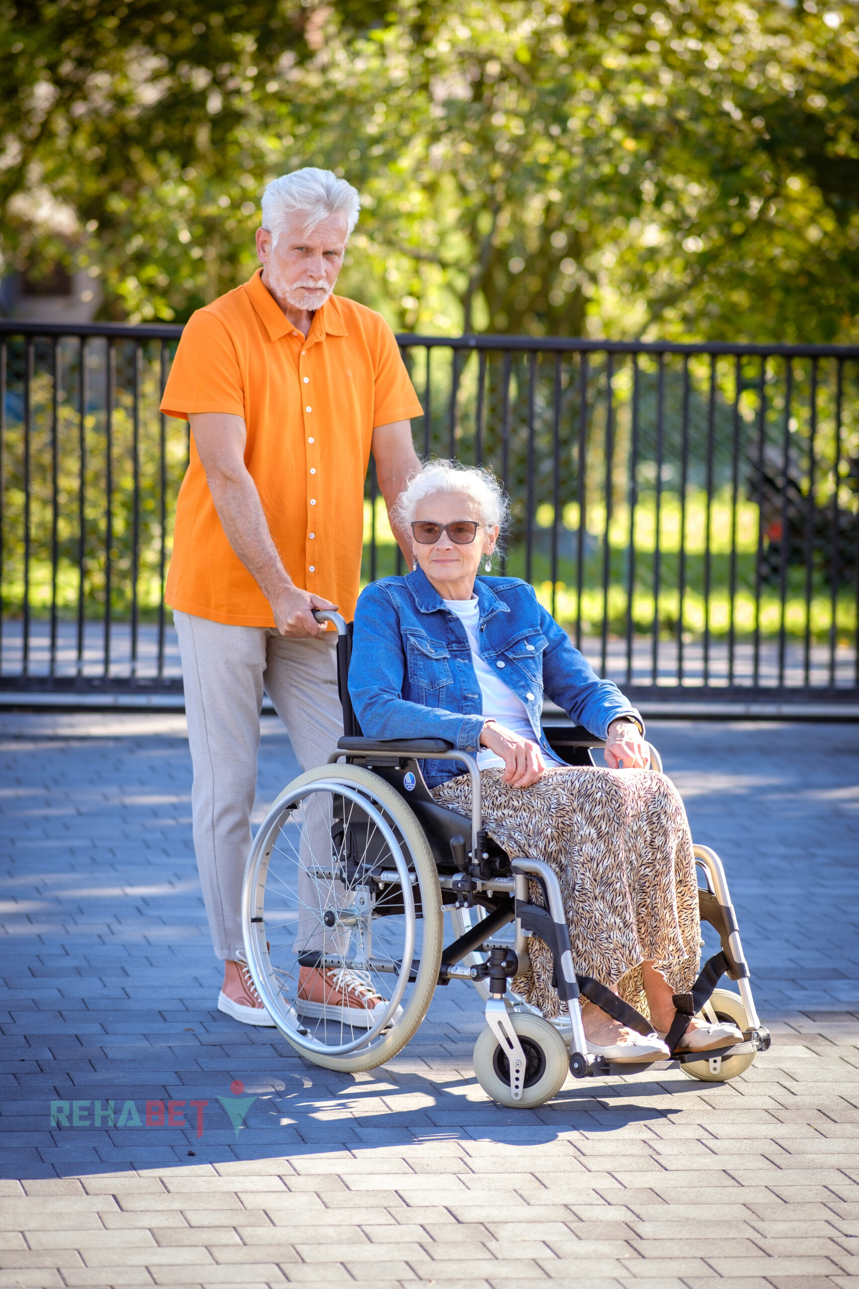 Obraz wyróżniający wpis: Jak należy dbać o wózek inwalidzki, aby służył jak najdłużej?