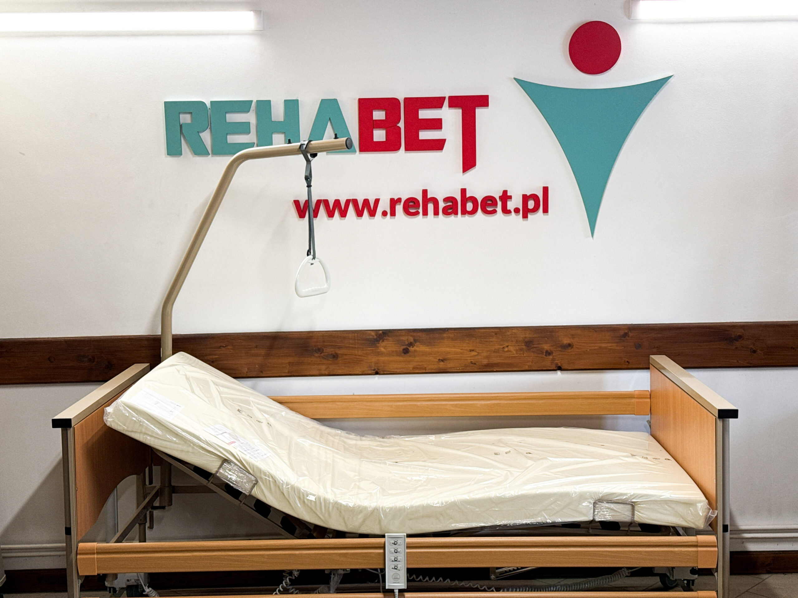 Obraz wyróżniający wpis: Wypożyczalnia łóżek rehabilitacyjnych Wisła – profesjonalne wsparcie w opiece domowej
