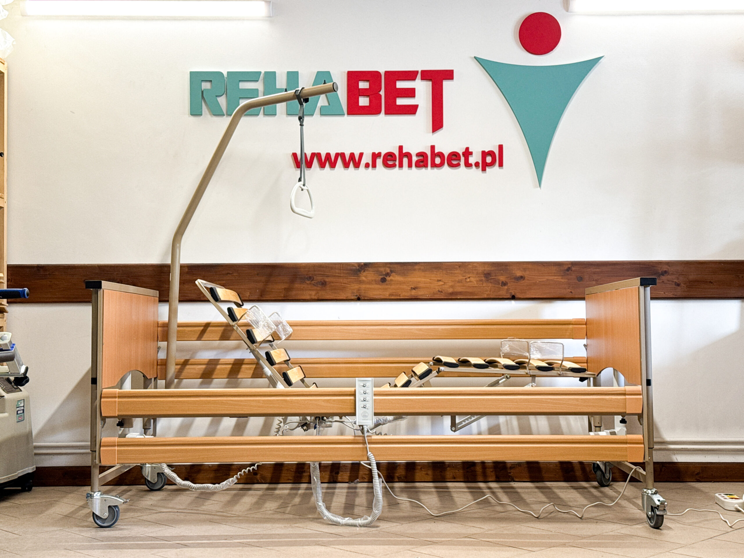 Obraz wyróżniający wpis: Wypożyczalnia łóżek rehabilitacyjnych Andrychów – profesjonalne wsparcie w opiece domowej